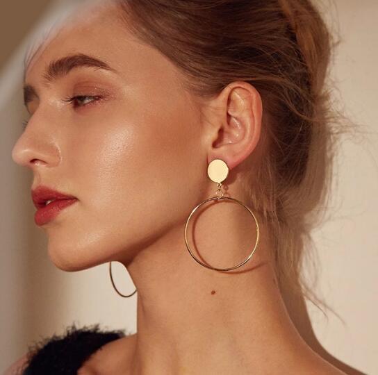 Simple Temperament Round Earrings