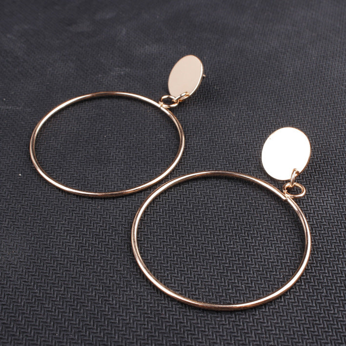 Simple Temperament Round Earrings
